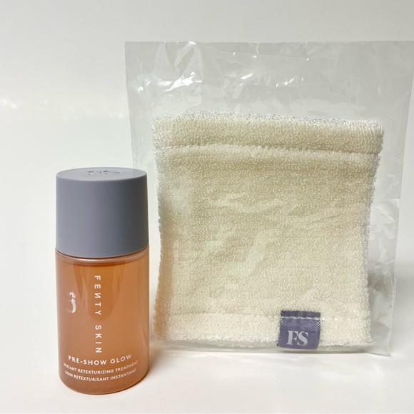 Fenty Skin
Pre-Show Glow Instant Retexturizing Treatment 30ml - Picture 1 of 8